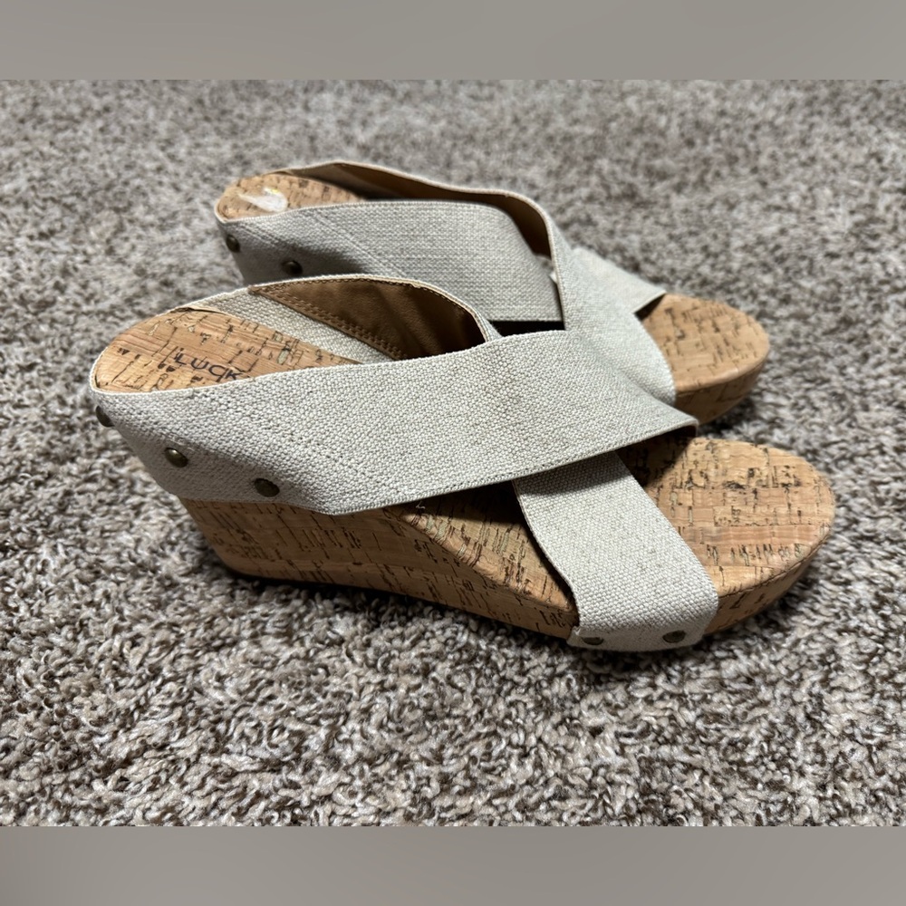Lucky Brand Miller Cork Wedge Size 9